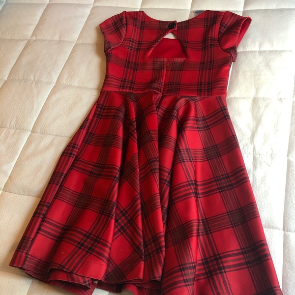 Dress - Picture 4 of 4